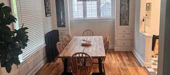 Cozy 3-bedroom house with WiFi in Cleveland Heights