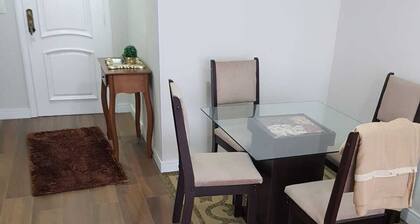 Large and furnished apartment. Central location and 150 meters from the beach.