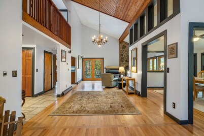 Brazer's Way Minutes to Sun Bowl & Stratton Base Lodge