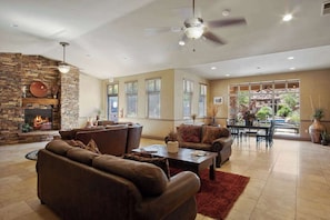 Interior - Vintage Desert 5 BDR w/ Resort Amenities (Hurricane)
