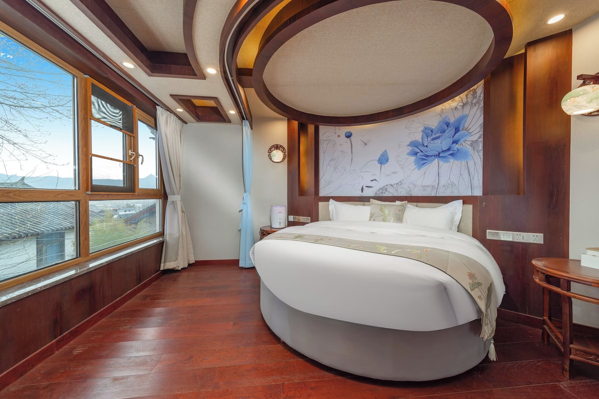 Comfort Double Room | 2 bedrooms, down comforters, desk, laptop workspace