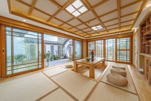 Svit i japansk stil | Utsikt från rummet