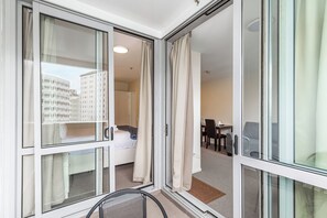 Apartment | Terrace/patio - Cosy Central 1Br With Balcony! (Auckland)
