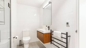 Ducha, jabón, shampoo