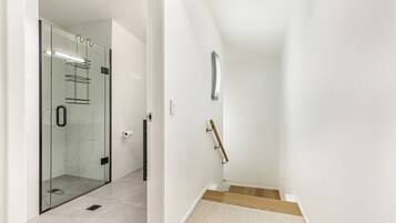 Ducha, jabón, shampoo