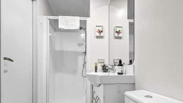 Apartment | Bathroom