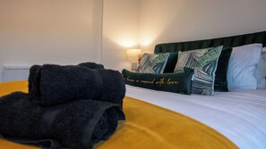 3 habitaciones, tabla de planchar con plancha y wifi gratis 