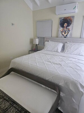 3 bedrooms, iron/ironing board, WiFi, bed sheets