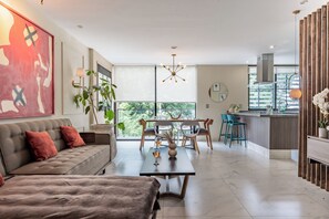 Smart TV, offices, printers