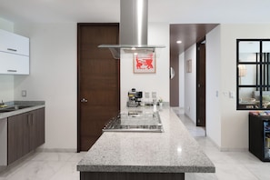 Private kitchen - Wabi Sabi 3 BedRoom / Daily Clean (Guadalajara)