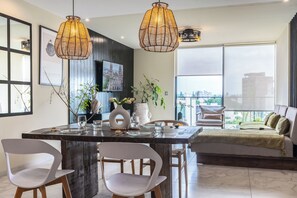 Dining - Wabi Sabi 3 BedRoom / Daily Clean (Guadalajara)