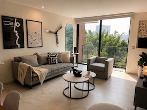 Smart TV, offices, printers - Designer 3 BedRoom / Daily Cleaning (Guadalajara)