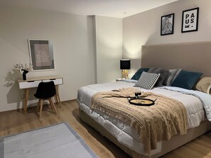 3 間睡房、書桌、熨斗/熨衫板、Wi-Fi