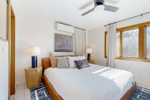 4 Schlafzimmer, Bügeleisen/Bügelbrett, Internetzugang, Bettwäsche