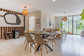 Dining - Urban Stylish 3 BedRoom / Daily cleaning (Guadalajara)