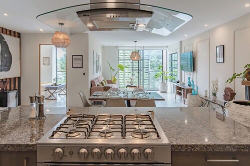 Urban Stylish 3 BedRoom / Daily cleaning