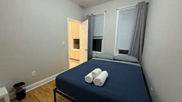 2 bedrooms, desk, iron/ironing board, free WiFi