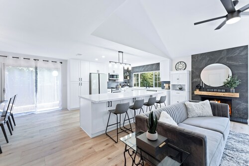 Charming 4-bedroom house with WiFi, AC in picturesque Mission Viejo