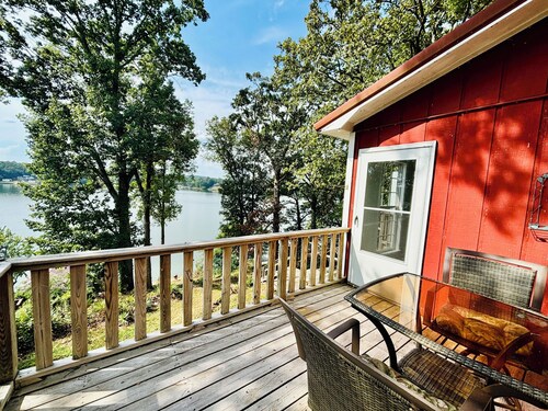 Logan Martin Lakefront Cabin