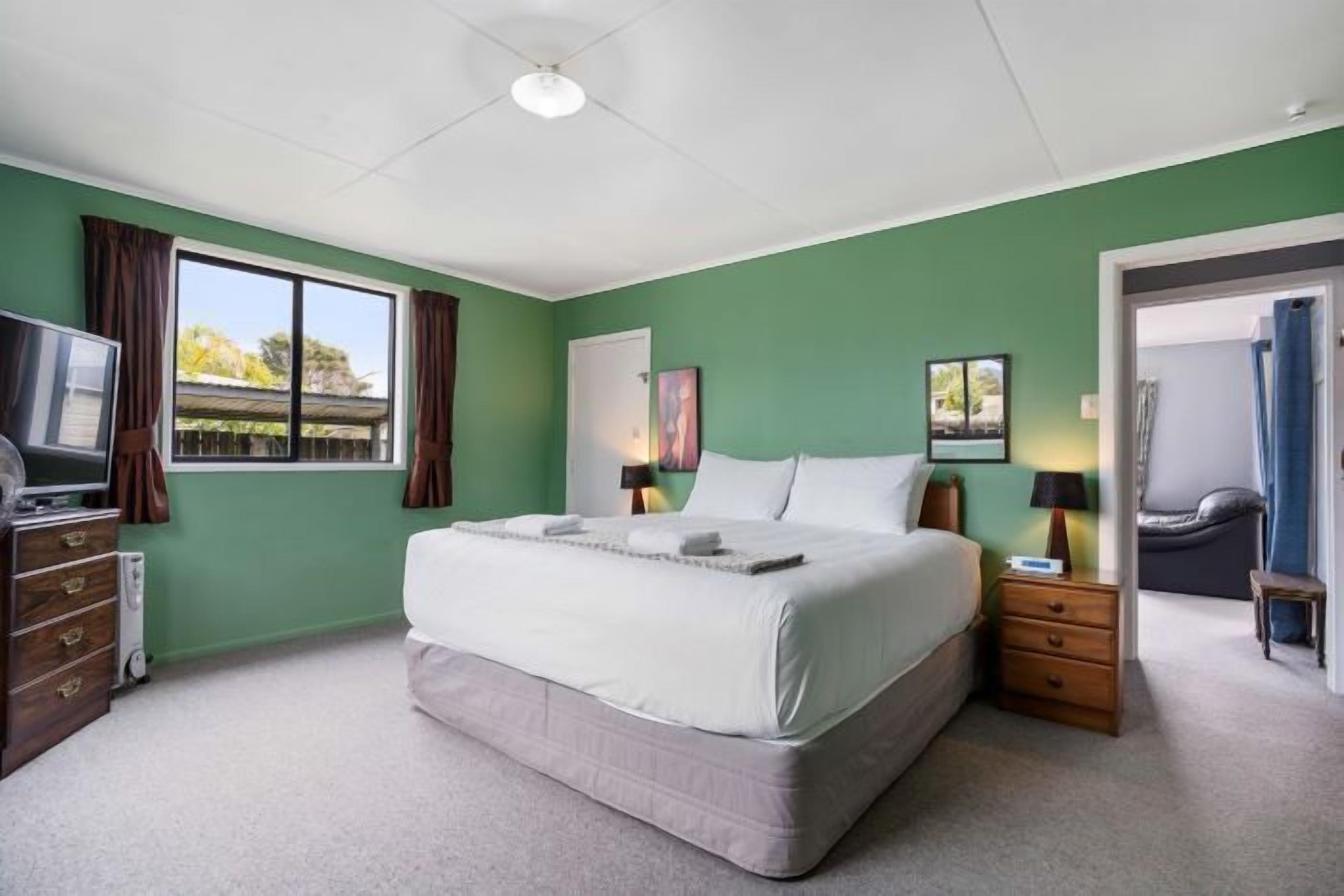 5 bedrooms, free WiFi