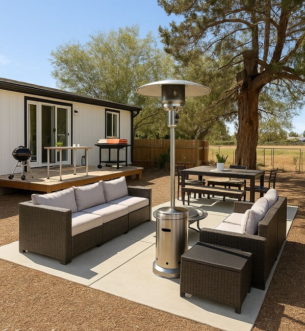 تناول الطعام بالخارج