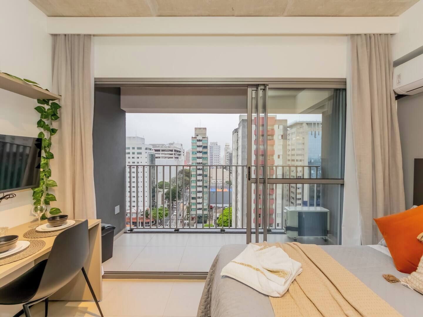 1 bedroom, iron/ironing board, WiFi, bed sheets