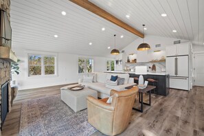 TV connectée, cheminée