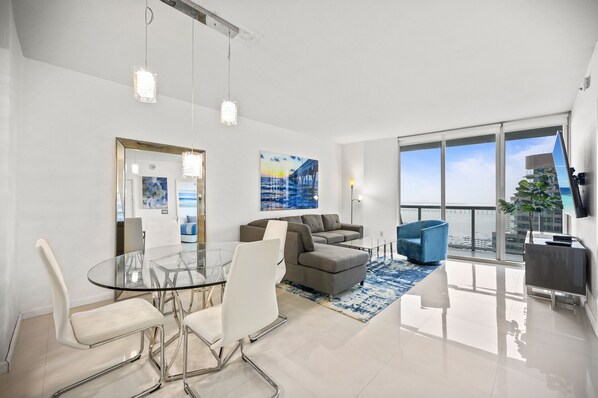 Interior - 3709 Icon · ★Splendid Unit outstanding View-W Hotel Brickell★ (Miami)