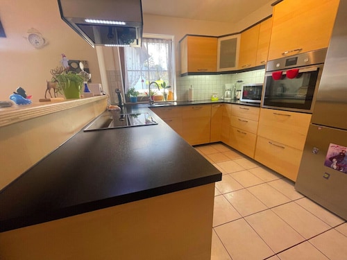 Charmante Doppelhaushälfte mit privater Sauna in ruhiger Lage