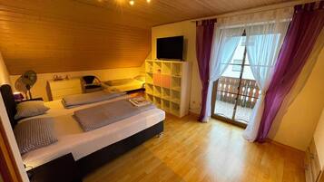 3 Schlafzimmer, Bügeleisen/Bügelbrett, WLAN, Bettwäsche