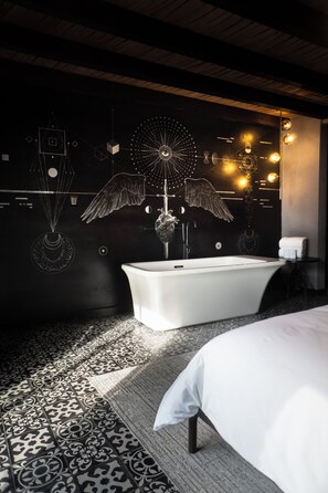 Gallery-Suite, Balkon, Blick auf den Innenhof