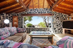 Télévision, chaîne hi-fi