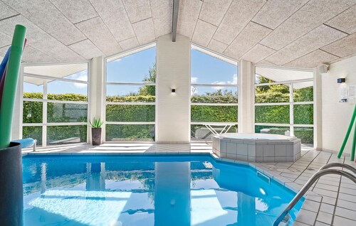 Awesome home in Hejls with sauna