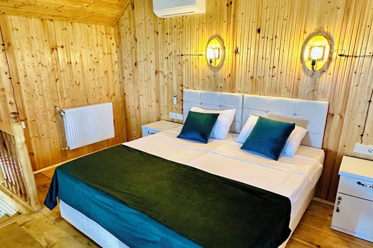 Standard Cottage, Sea View | 1 bedroom, hypo-allergenic bedding, desk, laptop workspace