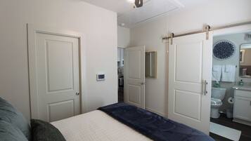 1 chambre, fer et planche Ă repasser, Wi-Fi, draps fournis