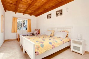 1 soverom, strykejern/-brett, wi-fi og sengetøy