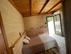 1 chambre, fer et planche Ă repasser, Wi-Fi, draps fournis