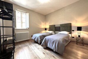 2 slaapkamers, een strijkplank/strijkijzer, wifi, beddengoed
