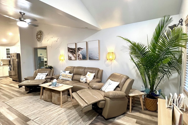 Smart TV, table tennis, books