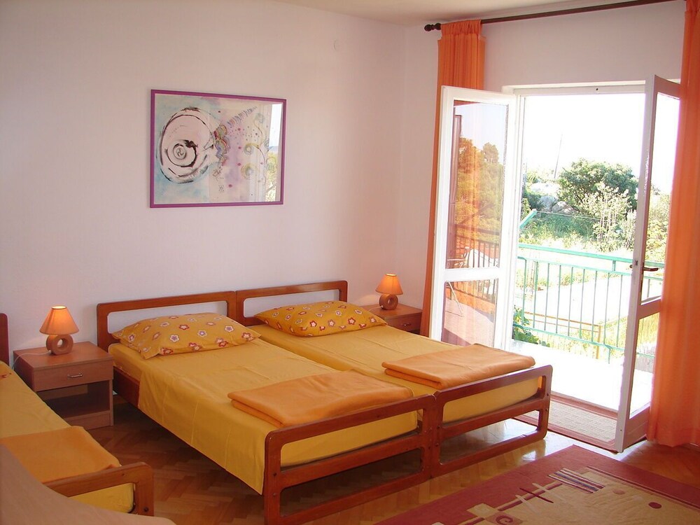 Apartments Eddie (102661A1) Baska Voda Baska Voda Vrbo