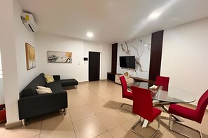Smart TV, fireplace, video library