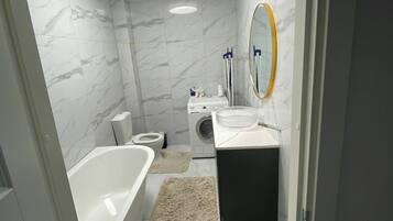 Towels, soap, shampoo, toilet paper