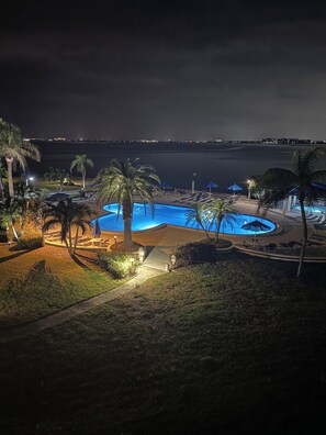Outdoor pool, a heated pool