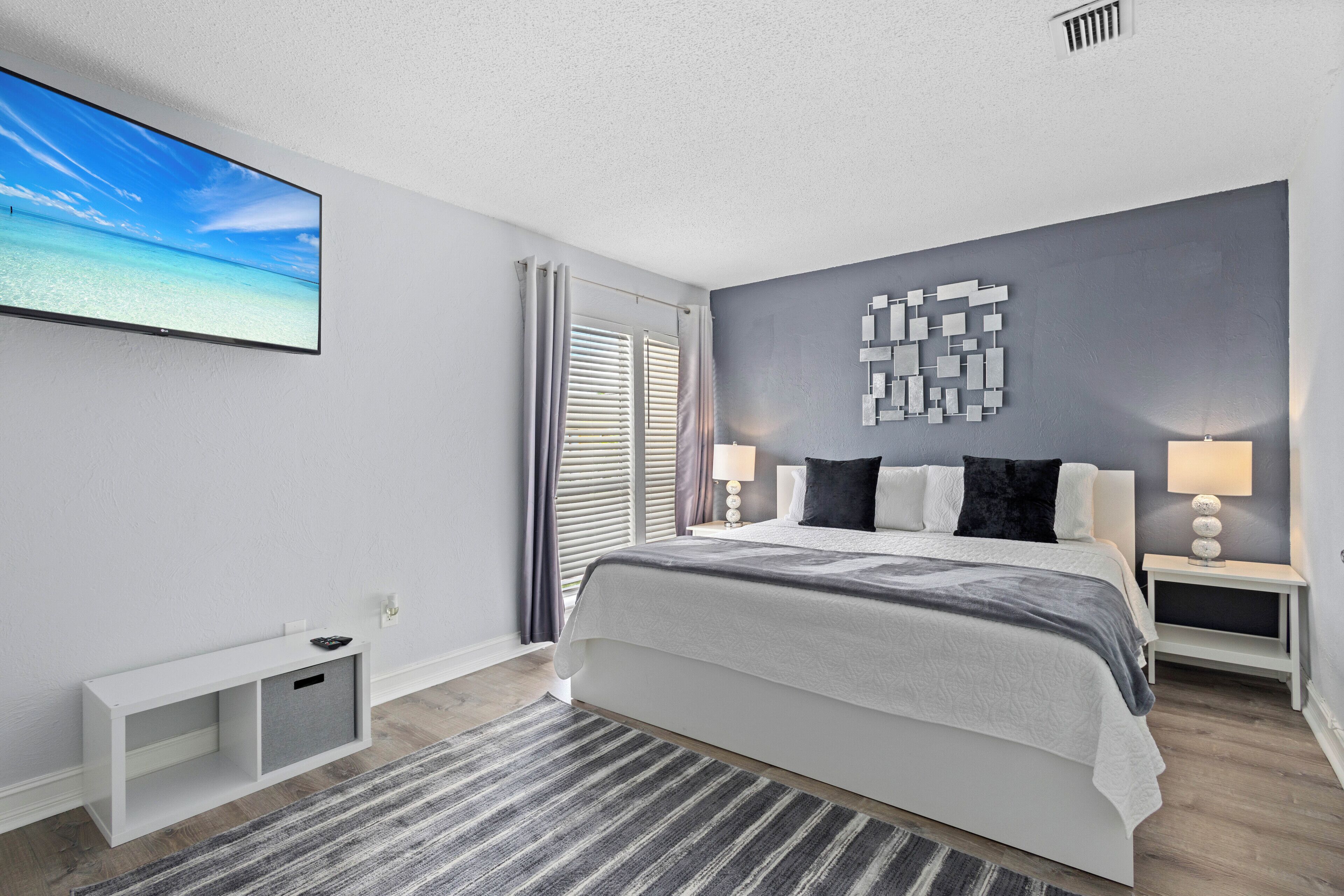 1 slaapkamer, een strijkplank/strijkijzer, gratis wifi, beddengoed