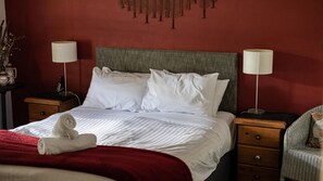 4 Schlafzimmer, Bügeleisen/Bügelbrett, kostenloses WLAN, Bettwäsche
