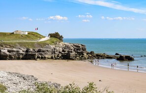 Beach - Beautiful home in Royan with WiFi (Royan)