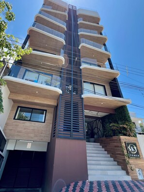 Exterior detail - New PH p/3, pool, near the beach+5th Av. (Playa del Carmen)