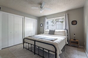 2 soverom, strykejern/-brett, wi-fi og sengetøy