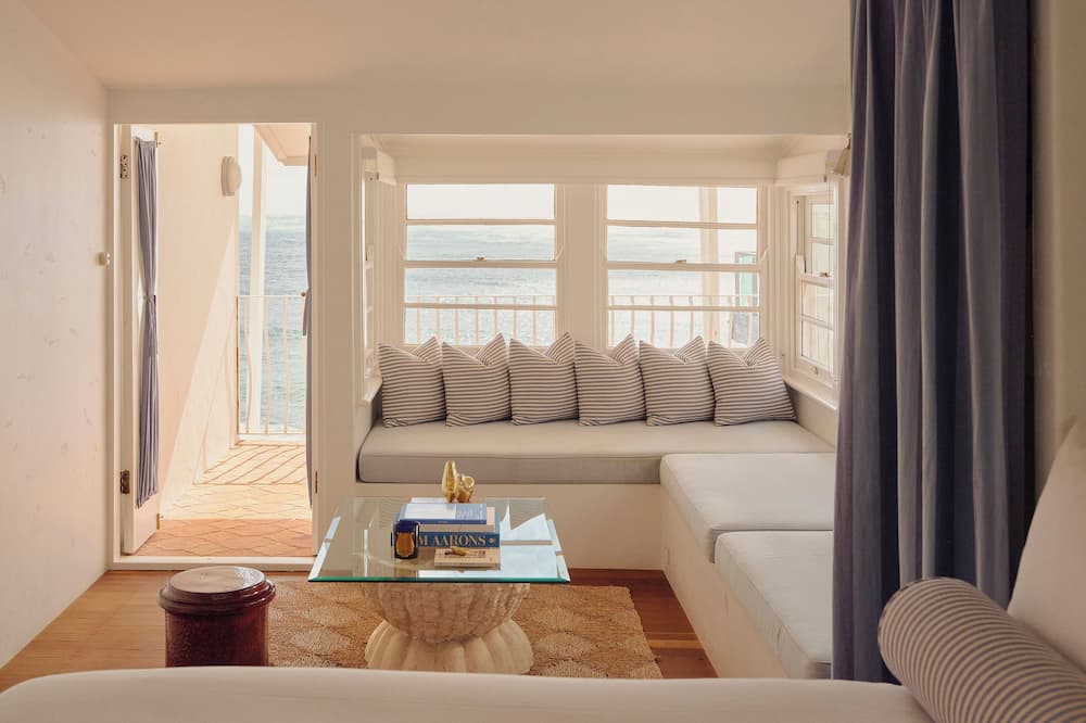 Il Delfino Seaside Inn