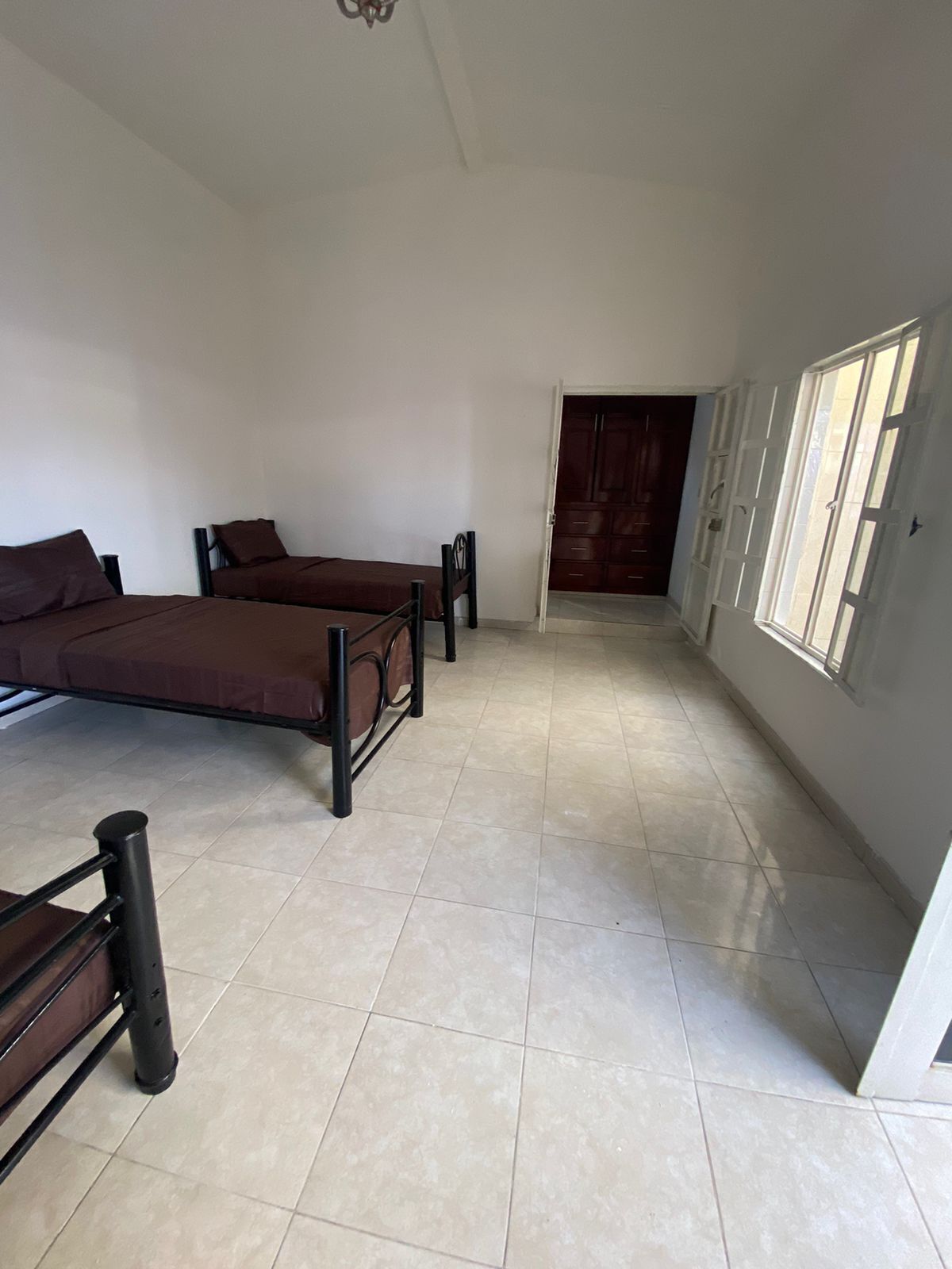 Espacio para trabajar con laptop 